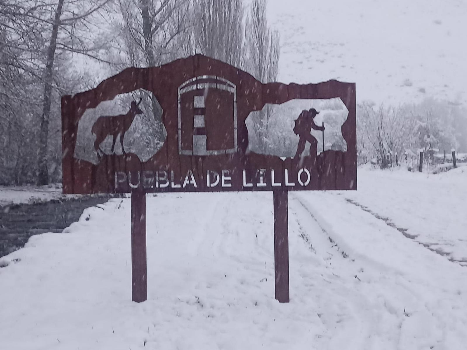 شقة Montes De Lillo --Vut Le 625 بويبلا دي ليلو الغرفة الصورة